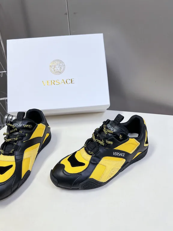 Versace Shoe 